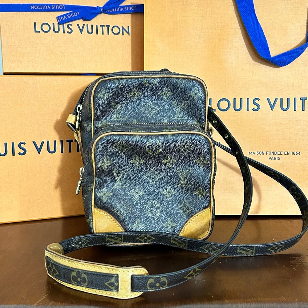 Louis Vuitton Monogram Crossbody Bag in Brown and Tan- Amazone